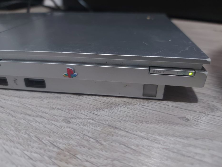 Accesorii Playstation 1 / Playstation 2, Consolă Playstation 2