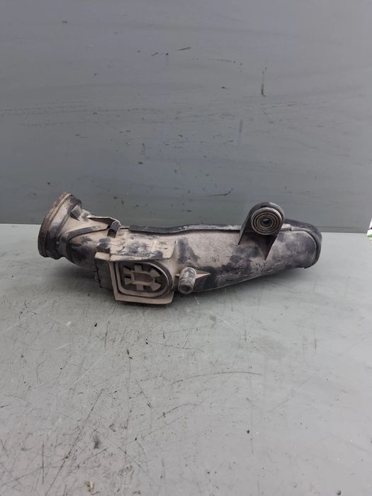 Tubulatura admisie aer 1J0 129 609 D Volkswagen VW Golf 2001