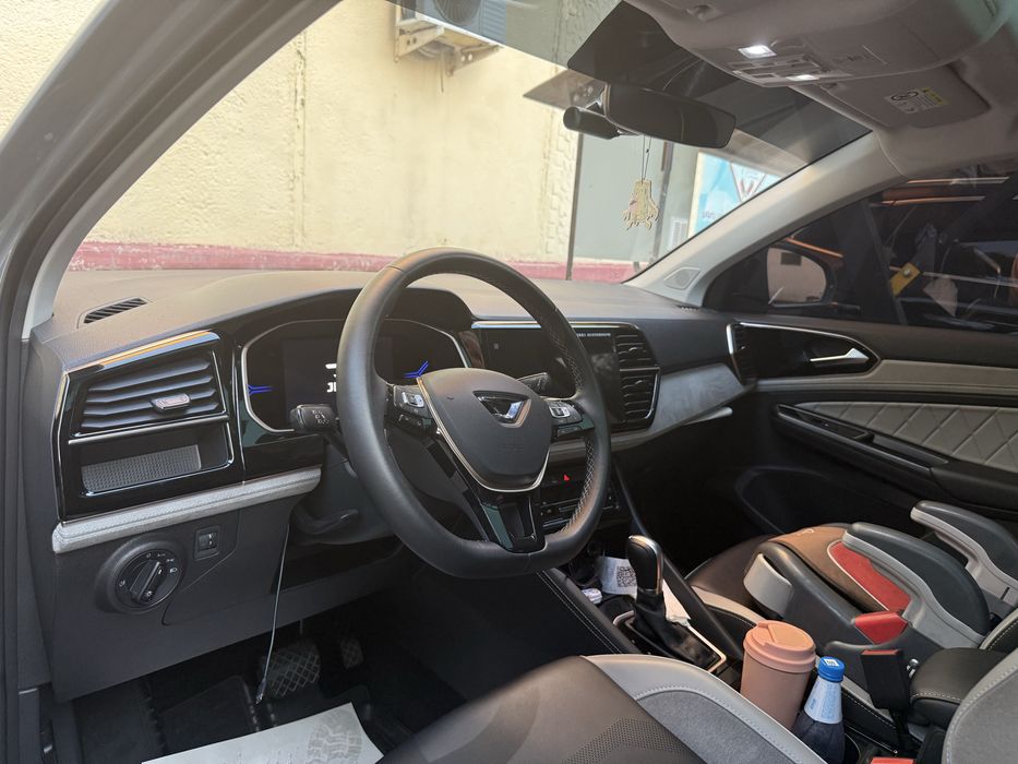 Продается автомобиль Jetta VS7