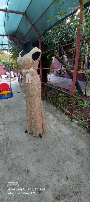 Rochii de ocazie elegante