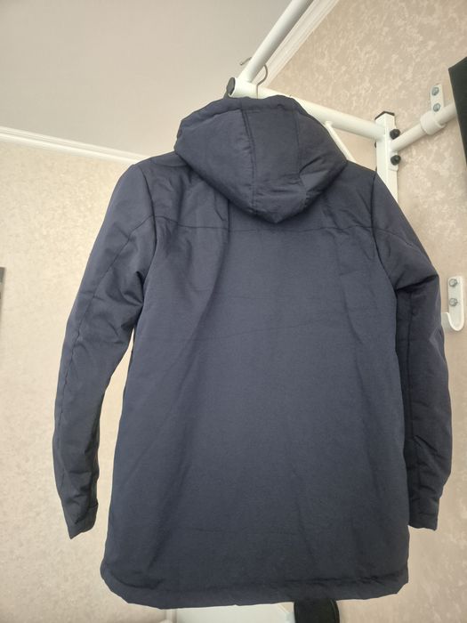 Продам новую куртку демисезон