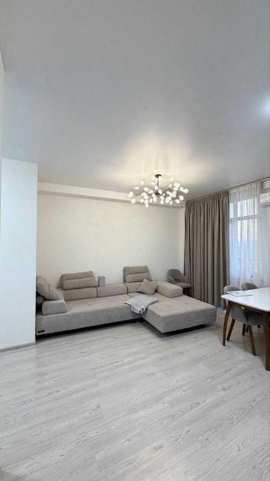 Сдаётся 2-комнатная квартира в районе Юнусабадский 15 ЖК Хонсарой!