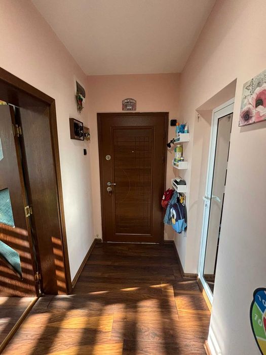 Продава се Тристаен апартамент в Карлово - 96 кв.м за 1615 €/кв.м - Снимка #16
