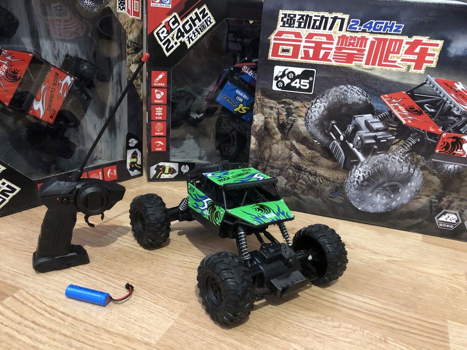 Машинка на радиоуправлении (Распродажа)