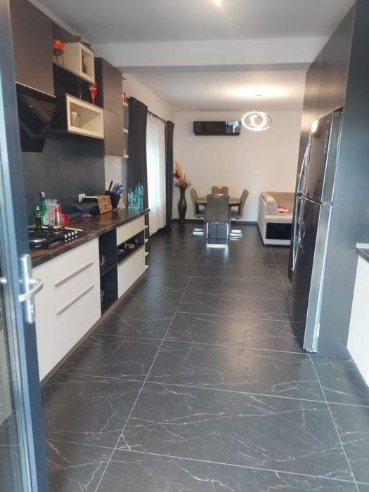 PROPRIETAR vând casă Valu lui Traian  CT