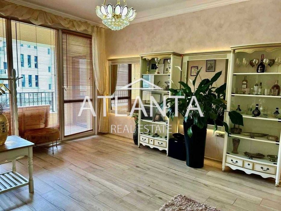 Продава се Многостаен апартамент в к.к. Св.Св. Константин и Елена - 216 кв.м за 2454 €/кв.м - Снимка #3