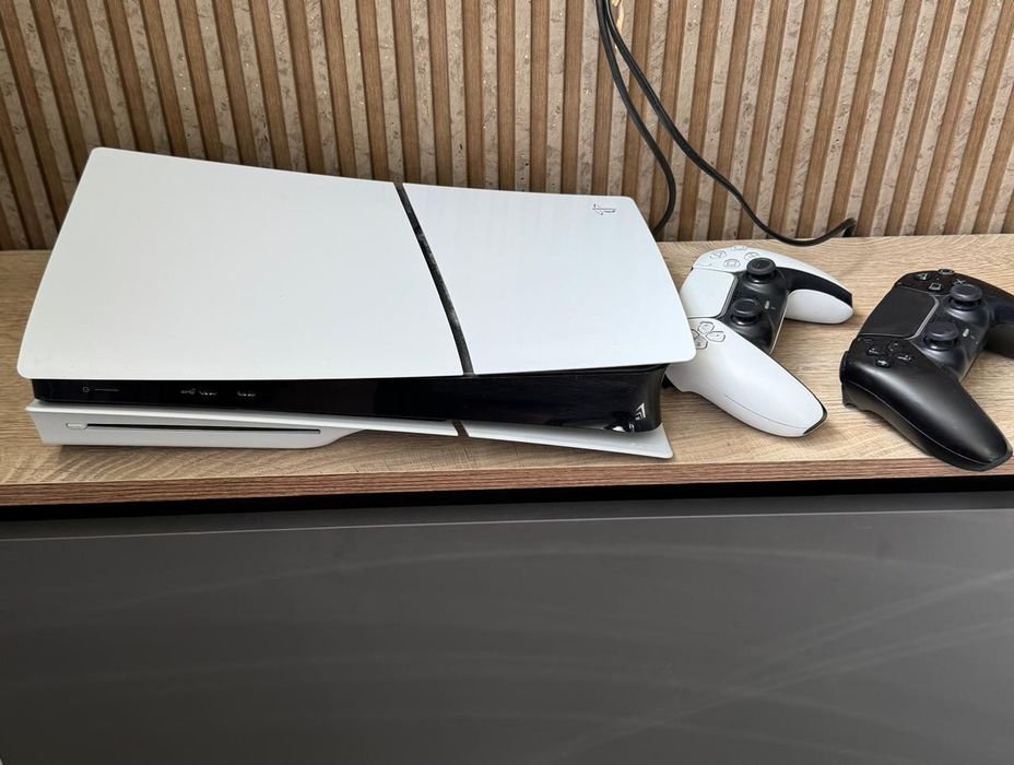 Продам sony playstation 5