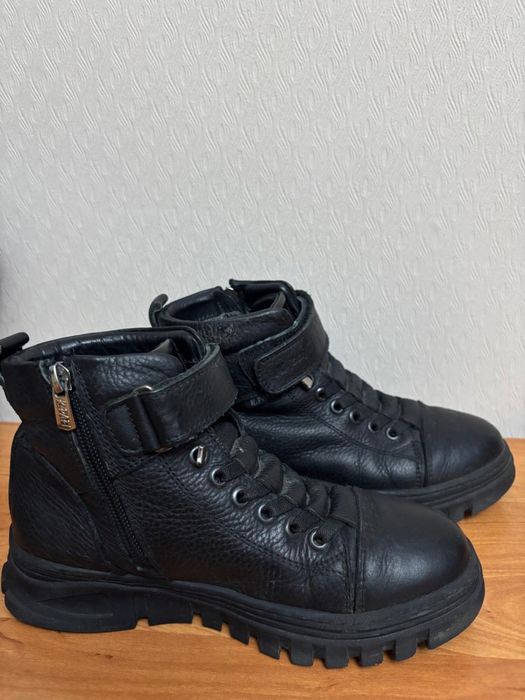 Кожаные ботинки на девочку K.Pafi