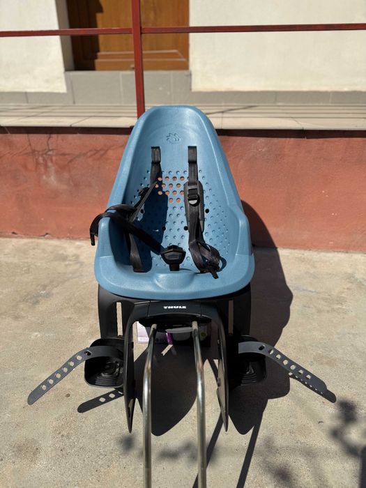 Scaun copii bicicletă Thule Yepp 2 Maxi Frame mounted (montare pe spate), albastru deschis