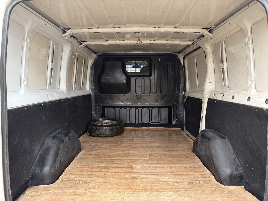 VAND•FORD•TRANSIT 2.0-Diesel 3-Locuri+Marfa/Inpecabill/In Stare buna//