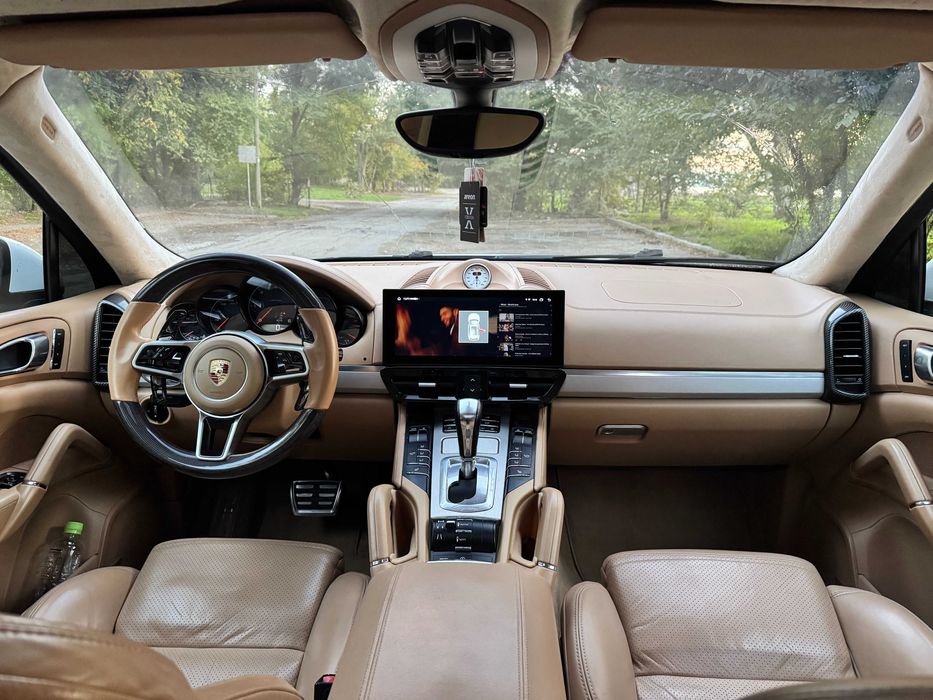 Porsche Cayenne 2011 Alb Perlat Jante 21 Trapa Pachet Maxton