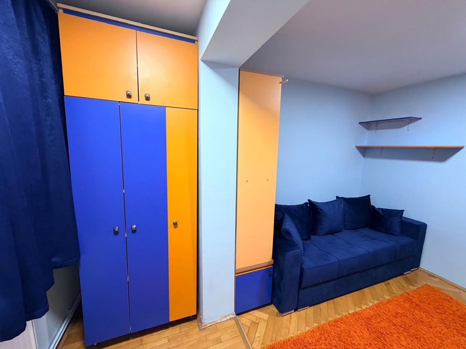 Apartament 3 camere, 2 bai de inchiriat
