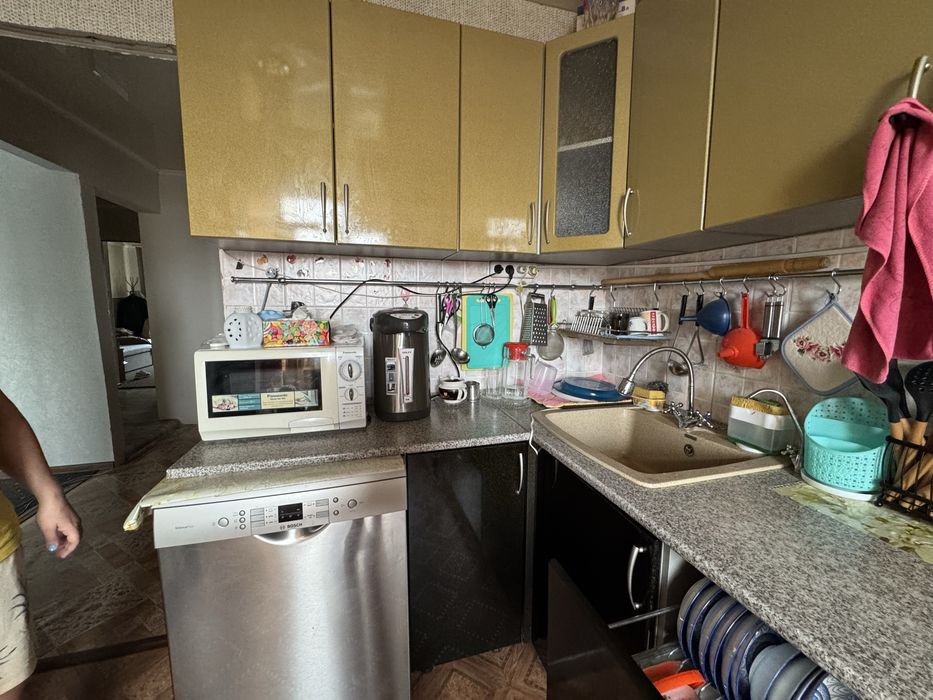 Продам кухню в нормальном состоянии