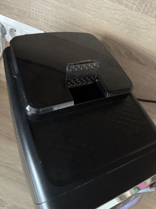 Vând espressor automat Philips LatteGo Seria 4300 – EP4346/70