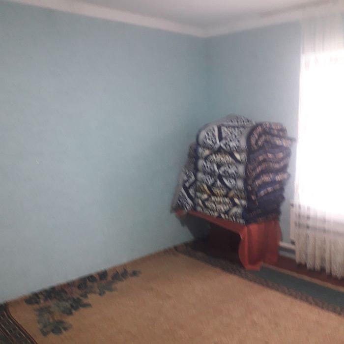 Уй сотилади 11сотих  6 хонали уй + 2 хона  времянка