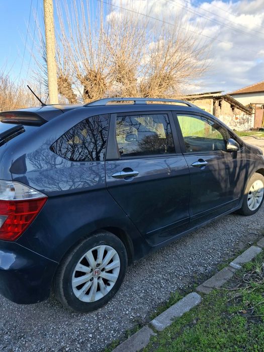 Honda FR-V на Части