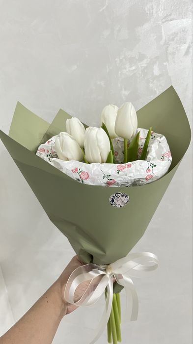 Тюльпаны по 650 с оформлением