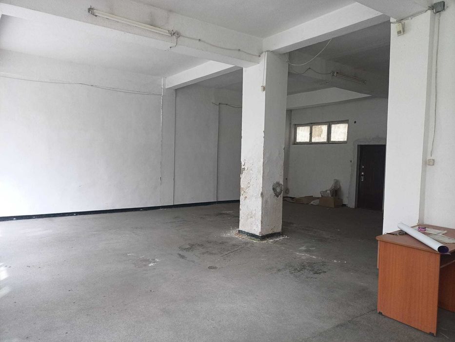 Inchiriez Spatiu Comercial in Bumbești-Jiu, str Parangului