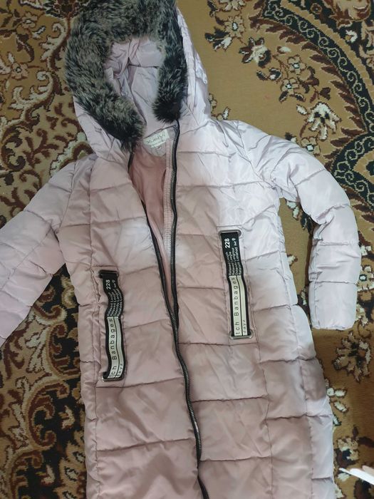 Куртка на девушку б/у