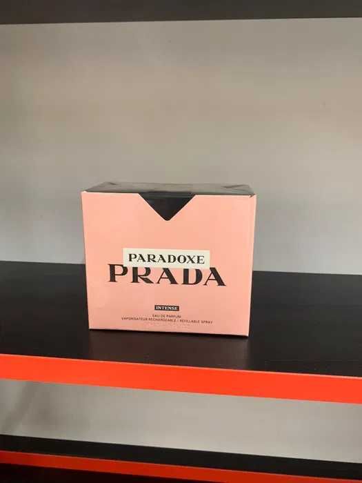 Prada Paradoxe (Buc/En Gross)