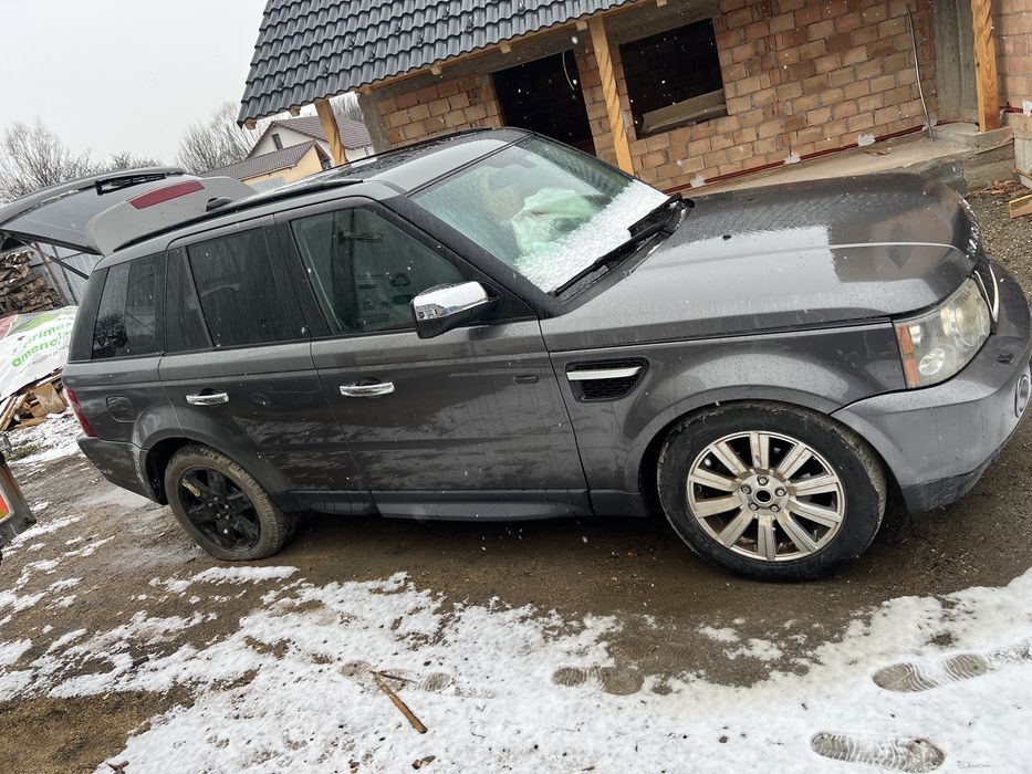 Dezmembrez Range Rover Sport 2.7 diesel perne avariat