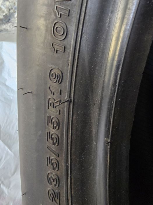 Гуми BRIDGESTONE ALENZA 001  Made in japan   235/55/19 DOT 2923