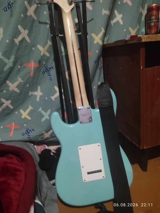Электрогитара Squier Bullet Stratocaster