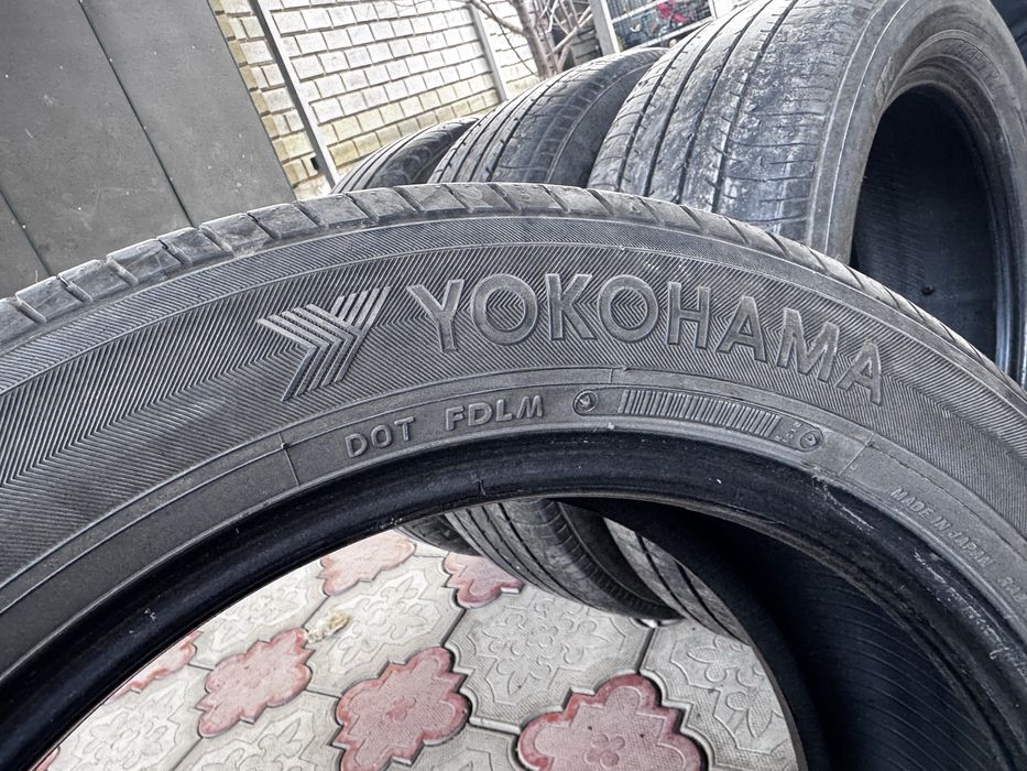 Покрышки б/у 215/55/17