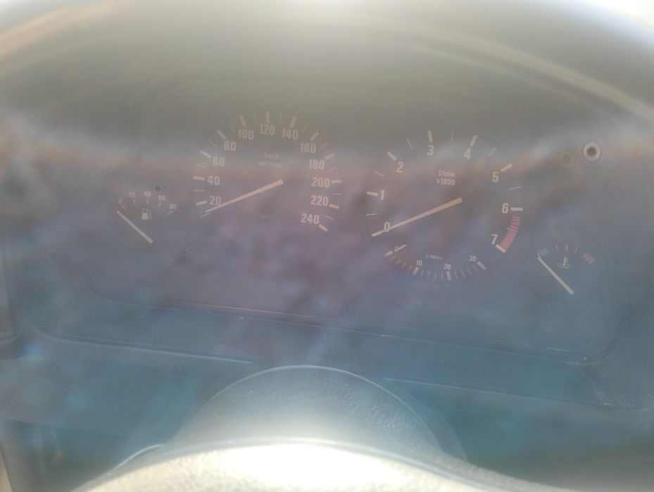 Продам БМВ 520 без мотора