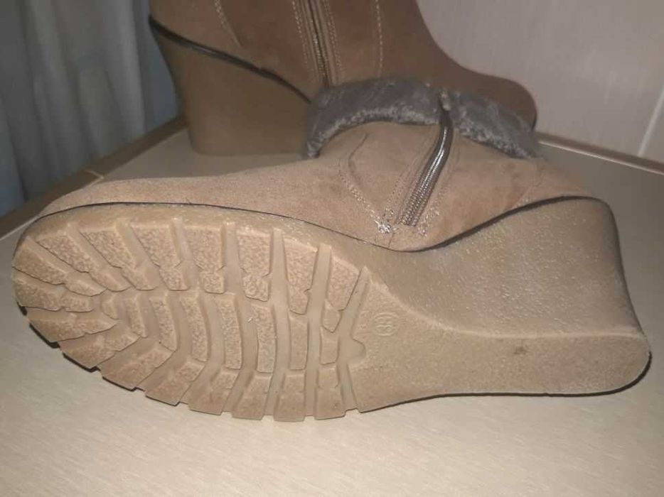 Продам женские полусапожки