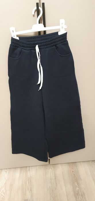 Комплект школьной одежды на девочку р-р 146