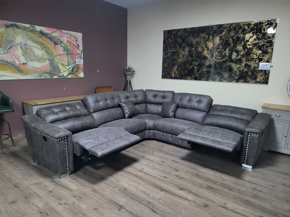 Кафяв ъглов диван от плат La-z-boy с ръчен релаксиращ механизъм