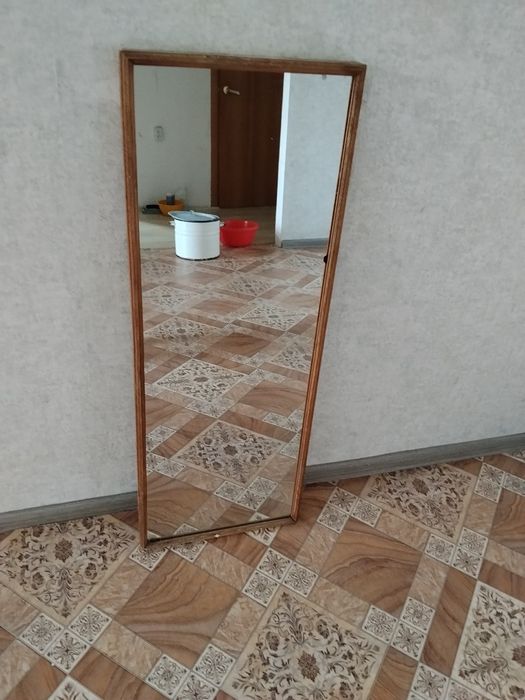 Продам зеркало за 1000 тенге