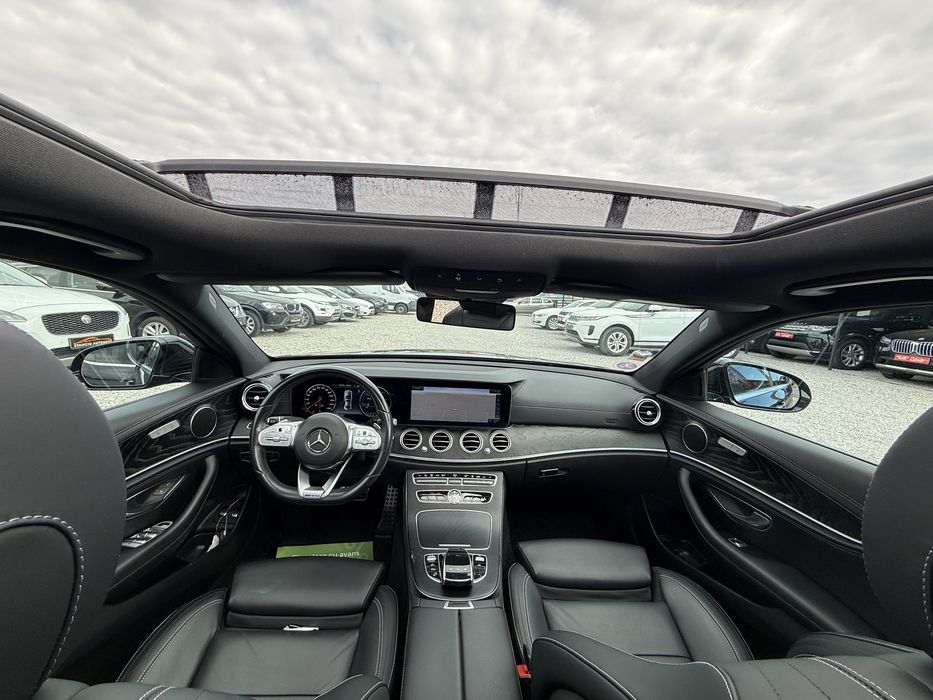 Mercedes-Benz E 300 AMG -  Hybrid 2020 EQ POWER - Dublu Panoramic - Finantare - Rate