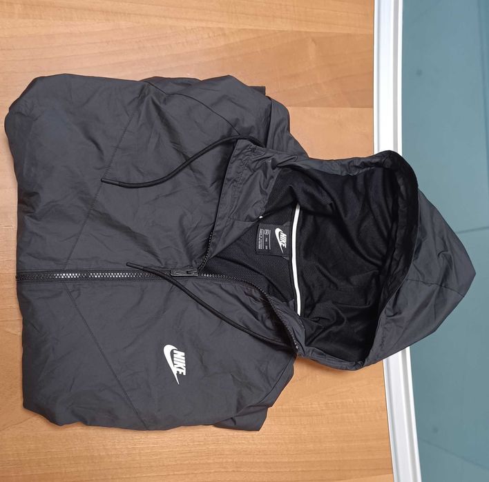 Nike Sportswear-Много Запазено