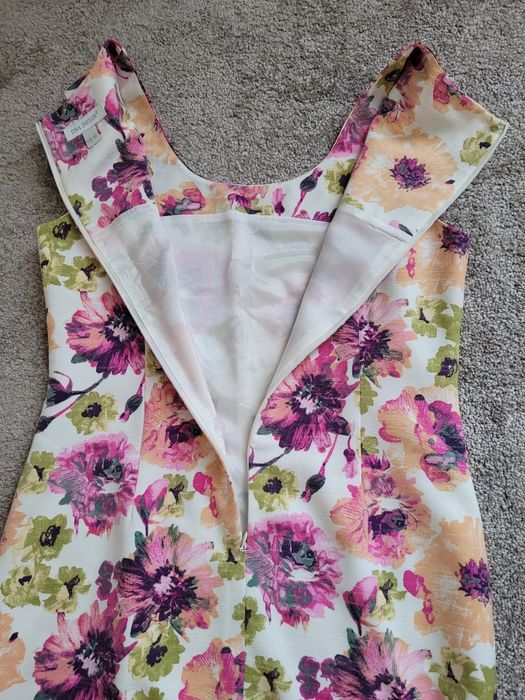Rochie florală Tina Taylor mărimea 38-40