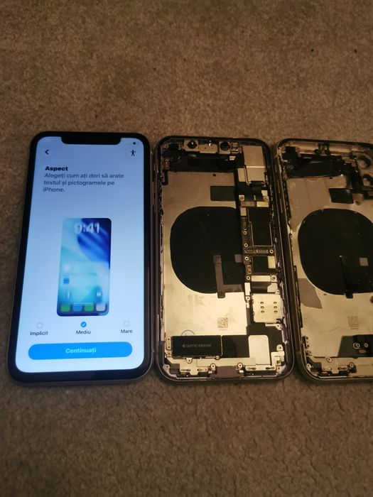 Iphone 11 pentru  piese