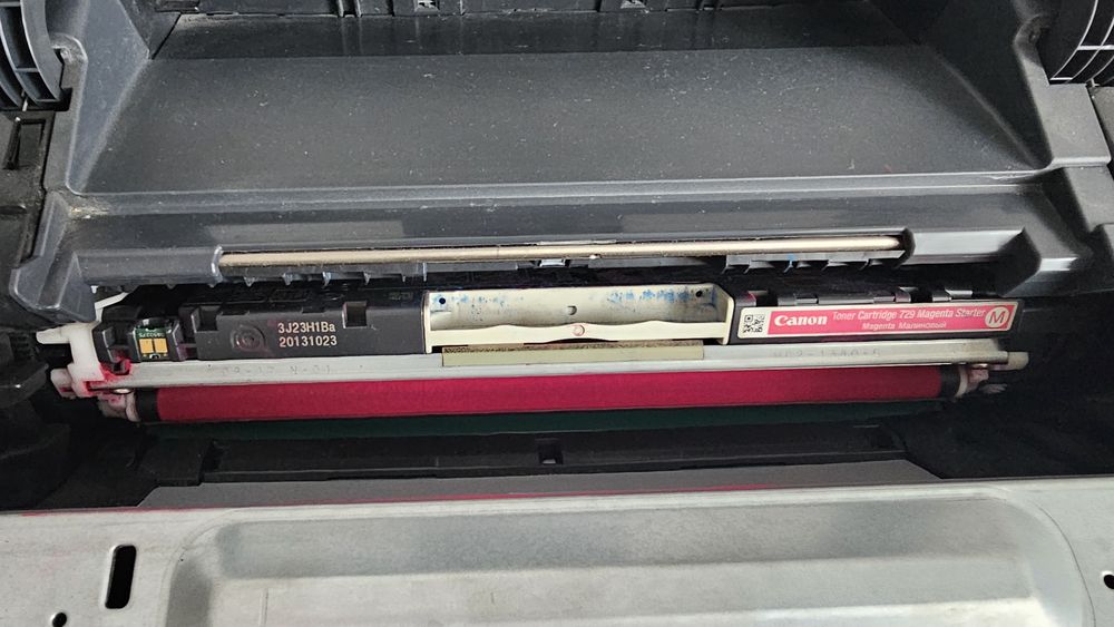 Принтер цветной лазерный Canon LBP 7018C