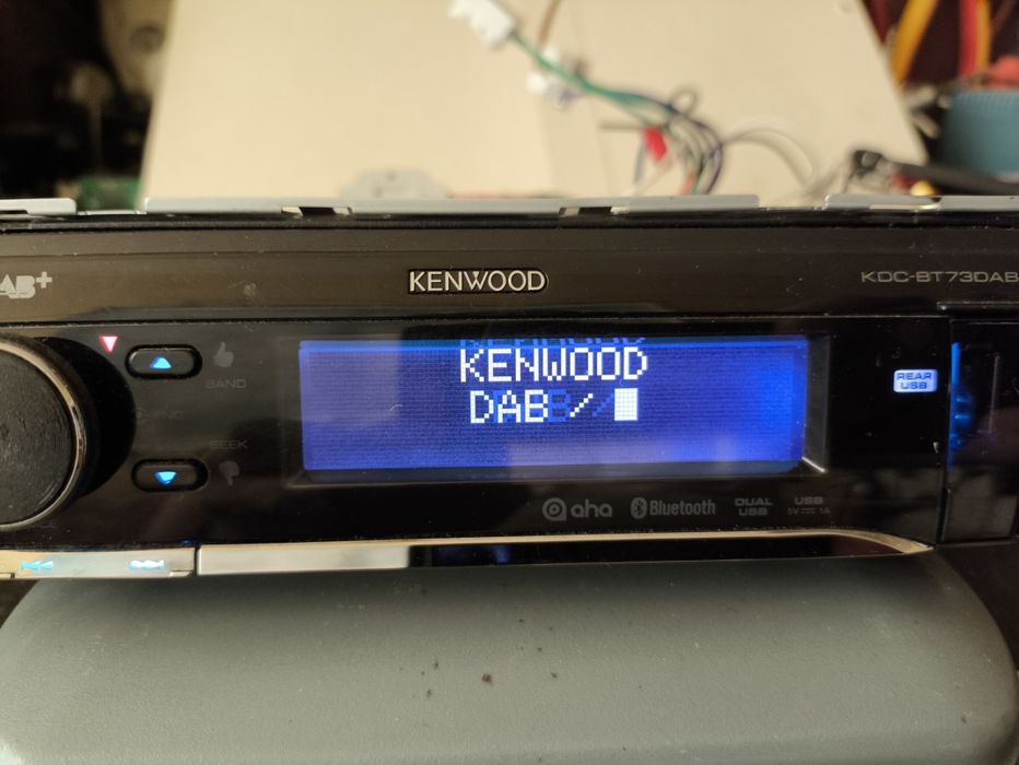 Висок клас автомобилна мултимедия Kenwood KDC-BT73DAB/DAB+ и Bluetooth
