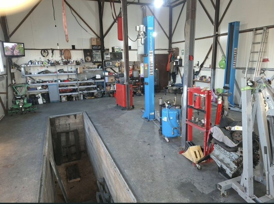 de inchiriat garaj service auto