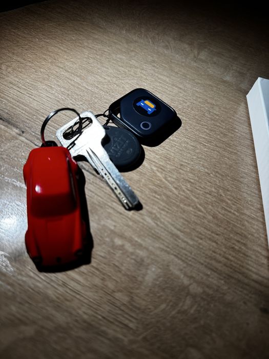 GPS-трекер локатор.