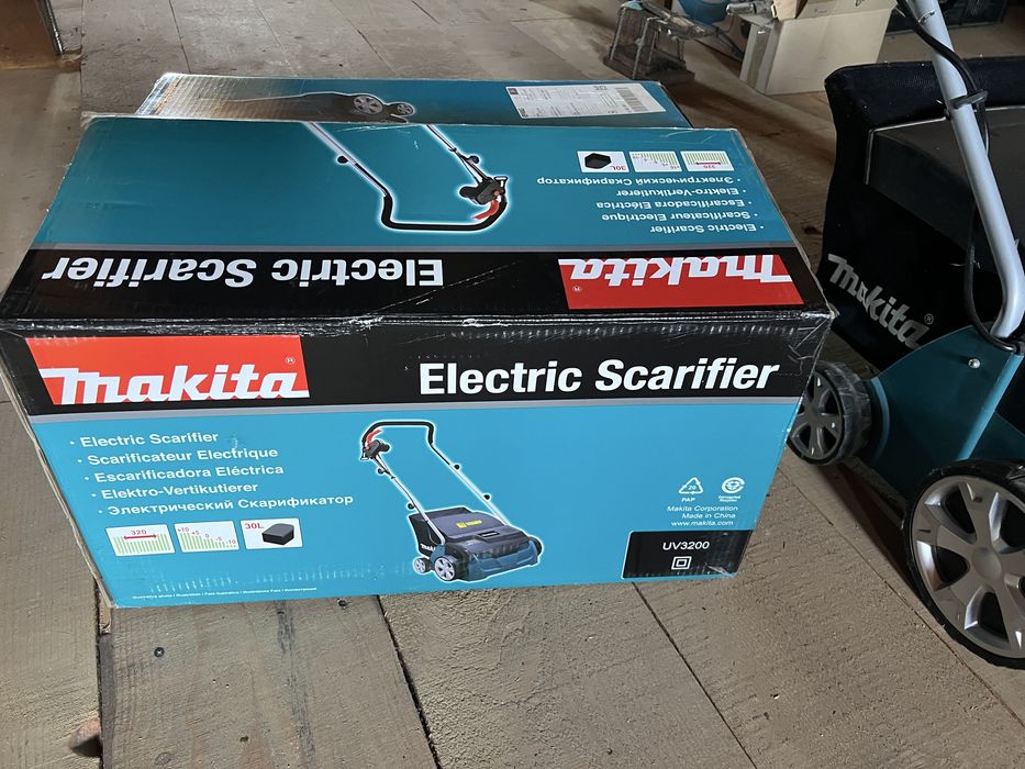 Scarificator Makita UV3200