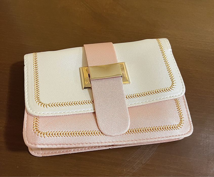 Дамски чанти много бройки