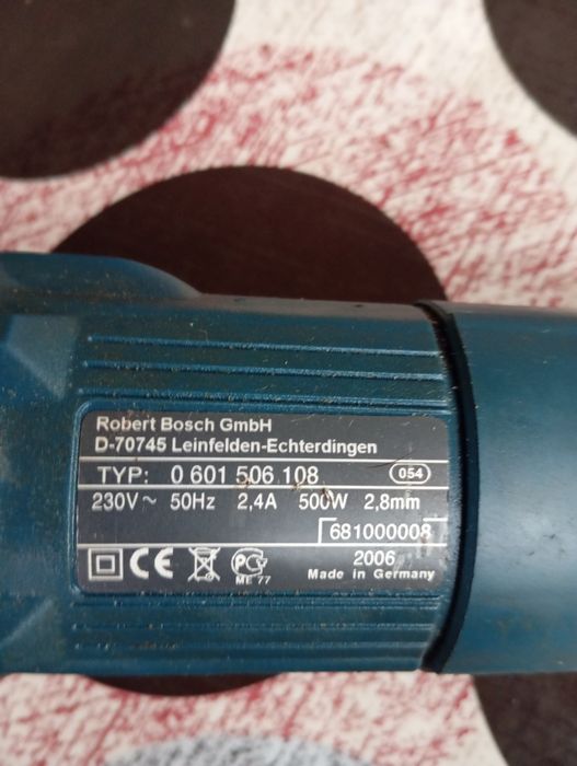 Mașina tăiat tabla Bosch