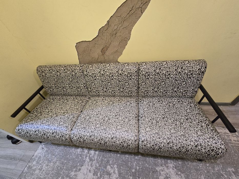 Диван нераскладной