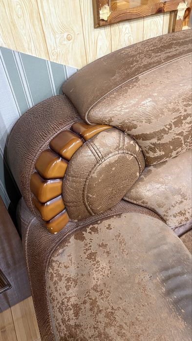 Продам большой мягкий диван