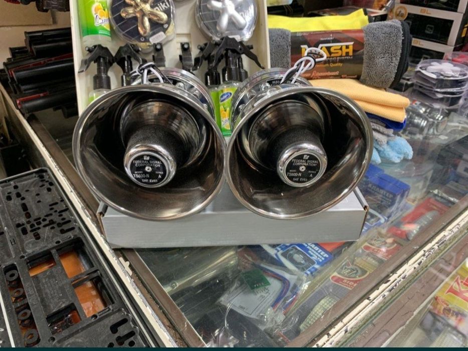 сирена  серена мегалка 1 ва 2 та карнайлик sirena serena usa карнай