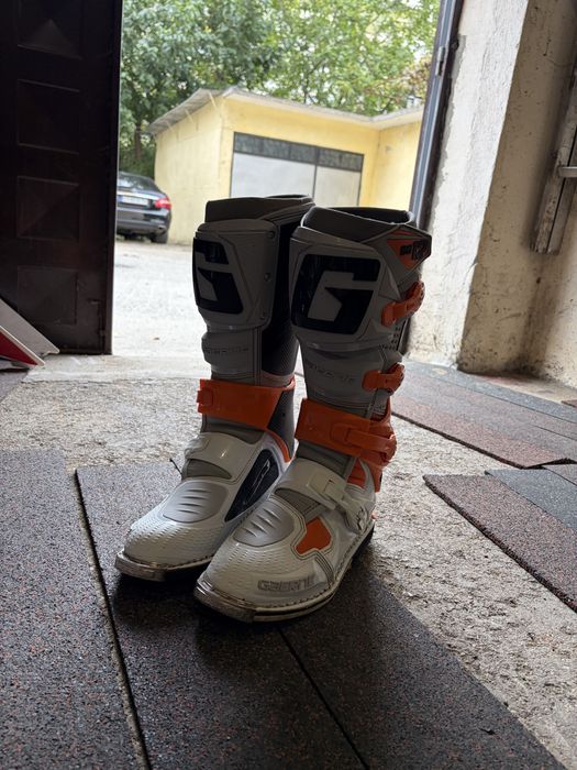 Ендуро Комплект (Gaerne SG-12 , Airoh , Alpinestars, Thor, 100%)