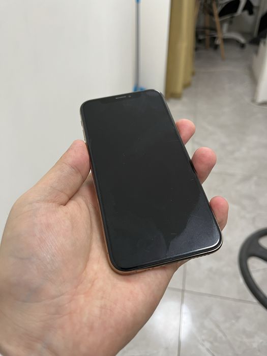 Продам iphone xs 64gb