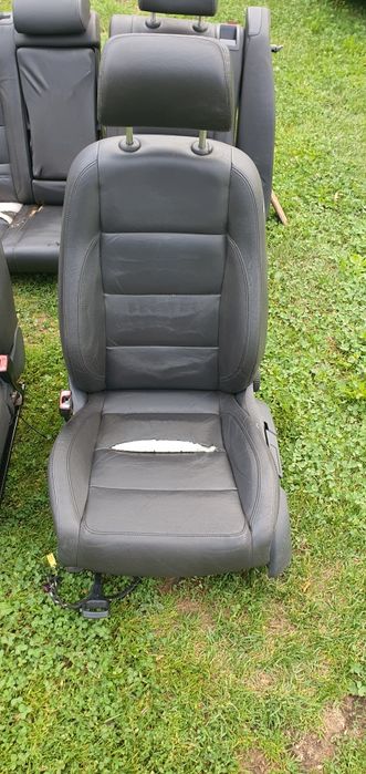 Scaune piele cu bancheta spate golf 5
